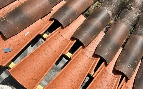 Toiture à Riudarenes