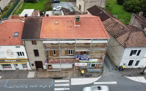 Toiture à Bescanó